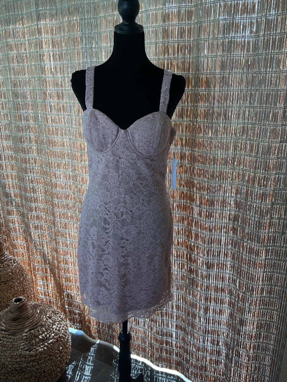 NWT Aqua Ladies Blush Lace Dress Size L